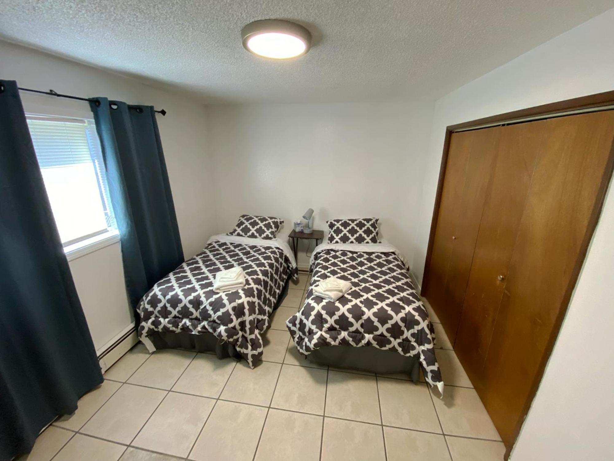 Stay Anchorage! Furnished Two Bedroom Apartments With High Speed Wifi 외부 사진